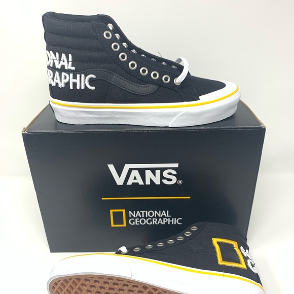 Vans - Picture 1 of 5